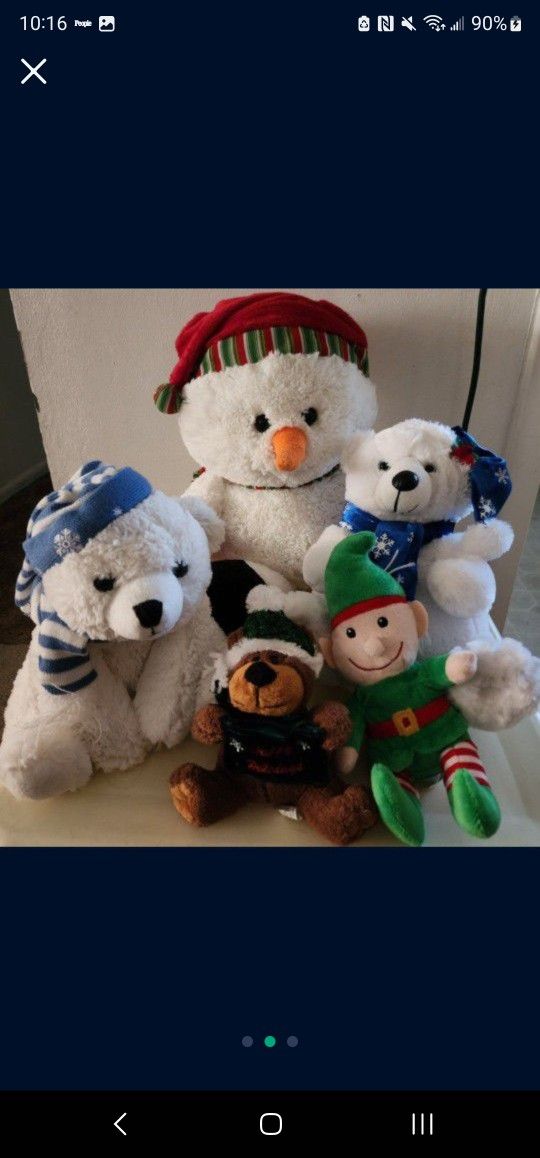 VARIETY  OF CHRISTMAS PLUSHIES