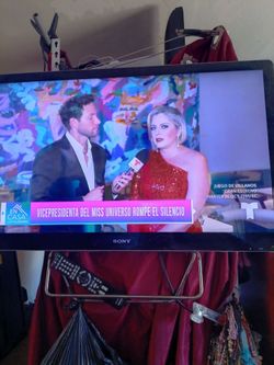 Sony 36" smart tv