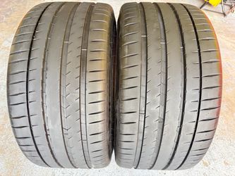 Two Tires 325/35/22 Michelin Pilot Sport 4S With 100% Left Amazing Deal Mercedes GLE 63