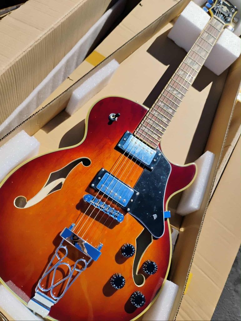 IYV (Ivy) IJZ-300 TSB Jazz Solid Hollow-Body Electric Guitar in a Tobacco Sunburst finish