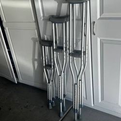 Aluminum Crutches 
