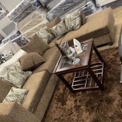 Small Sectional 