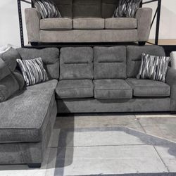 🔥 HOT DEAL ALERT! 🔥 Ashley Sectional On Sale!!