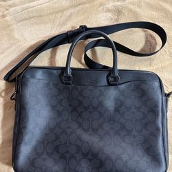 New messenger bag black