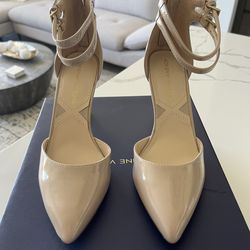 New in box Adrienne Vittadini nude/beige patent leather high heels