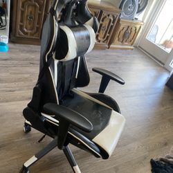 Gaming Chair Like New Condition $65