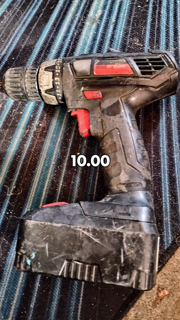 18 Volt Cordless Drill