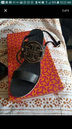 BRAND NEW, Amanda Mid wedge leather Tory Burch sandals. Size 8.5 , Retails in stores for $300+ .