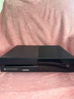 Xbox One W/ Cables