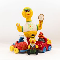 Vintage Sesame Street Muppet Collectibles - 1981 Die-Cast Action Figure Lot!