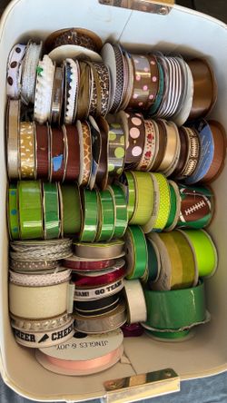 Ribbon box $15
