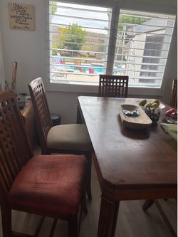 Dinning table