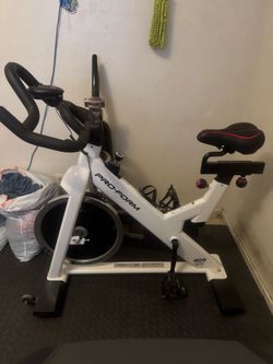 Pro Form 405 SPX Indoor Exercise Bike