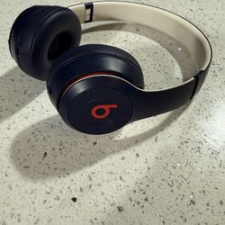 Beats Solo 3