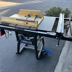 Delta Table Saw 36-725T2
