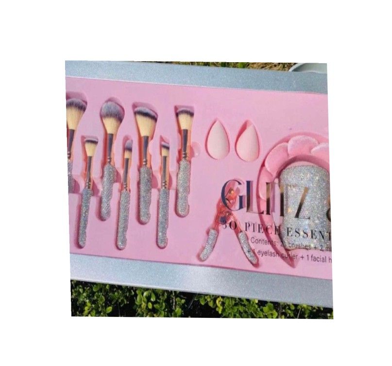 Complete Beauty Makeup Systems for Spotless Final Look hour spring