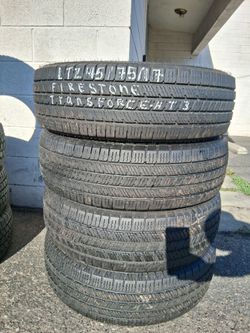 1 set of LT245/75/R17 with 80%  of tread or life Fire stone transforce HABLAMOS ESPAN̈OL