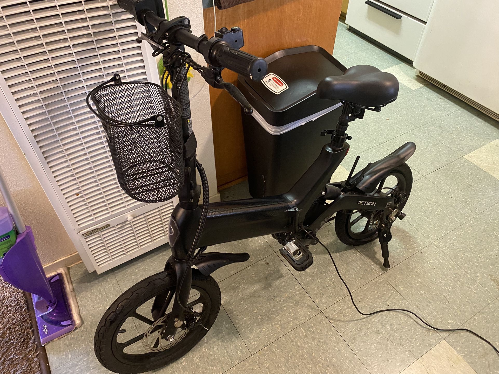 JETSON E BIKE WITH CHARGER
