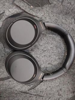 BC231 - Sony WH-1000XM4-BLACK Wireless Noise Canceling Overhead Black Headphones