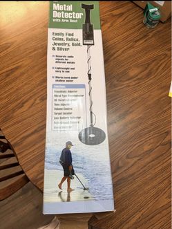 Metal Detector with Arm Rest
