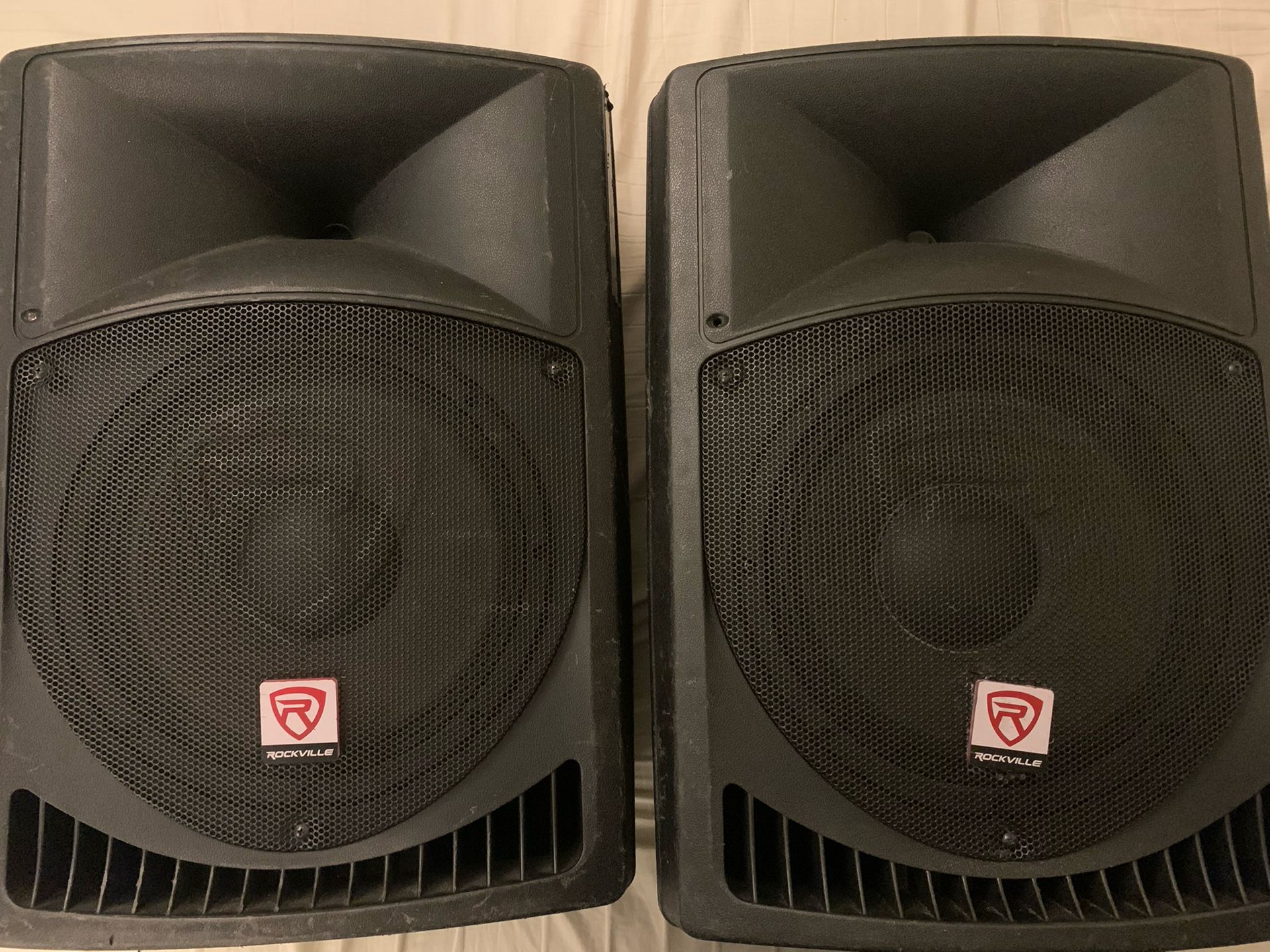 Rockville 12” Powered Speakers Pair