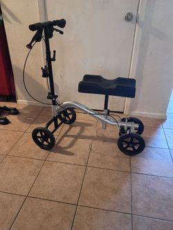 Nova Turning Knee walker