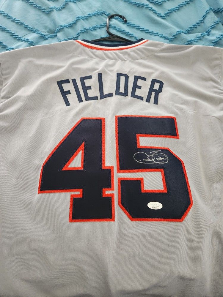 Autographed Cecil Fielder Jersey