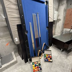 Pool Table With Accessories 