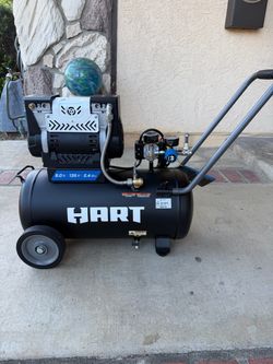 Hart 8 Gal 135 psi Compressor