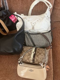 Shoulder Bags