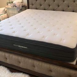 Helix Luxe Midnight King Mattress 