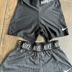 Nike Shorts 