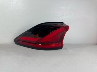 2024 - 2025 TOYOTA GRAND HIGHLANDER REAR DRIVER SIDE TAILLIGHT OEM
