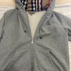 burberry zip up