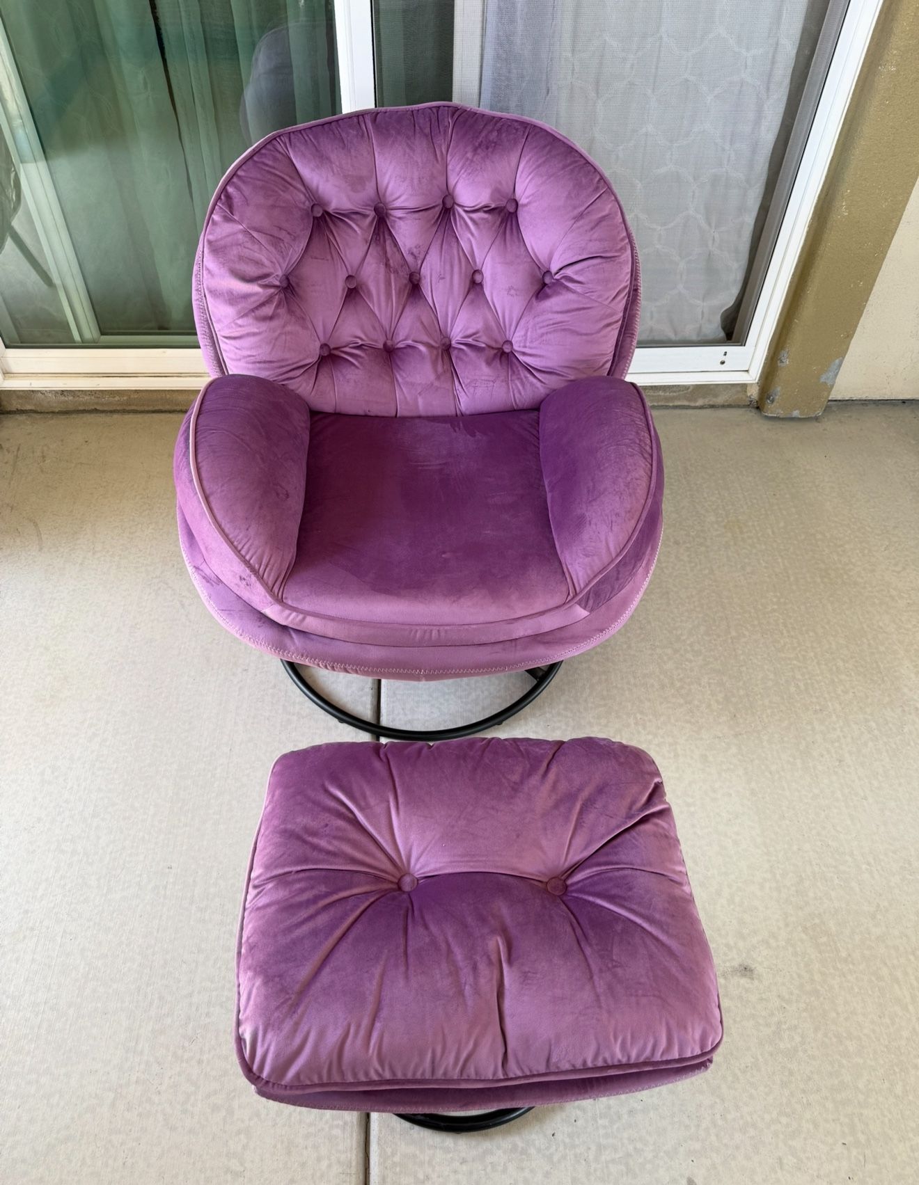 Swivel Accent Chair And Ottoman 
