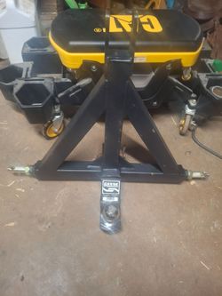 Tractor 3 point hitch trailer hitch