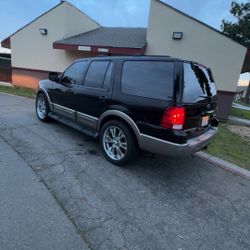 2003 Ford Expedition
