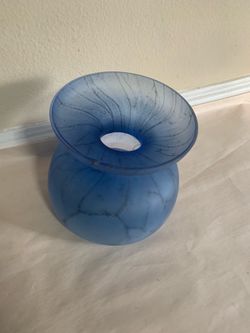 Vintage Blue Frosted Glass Vase Bowl Swirl Pattern Art Glass 5”Decorative Round