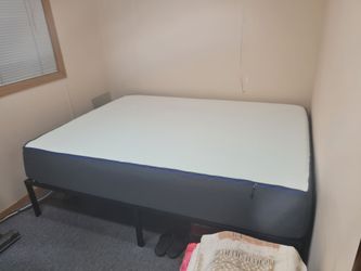 Queen Size Bed (Frame + Mattress)
