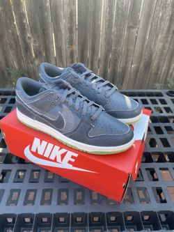 Dunk Low SE Halloween Cauldron 