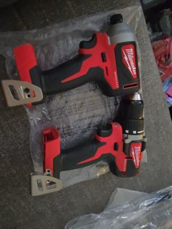 MILWAUKEE M18 BRUSHLESS 1/4" HEX IMPACT DRIVER (TOOL ONLY)1/2"(13MM) DRILL DRIVER (TOOL ONLY)