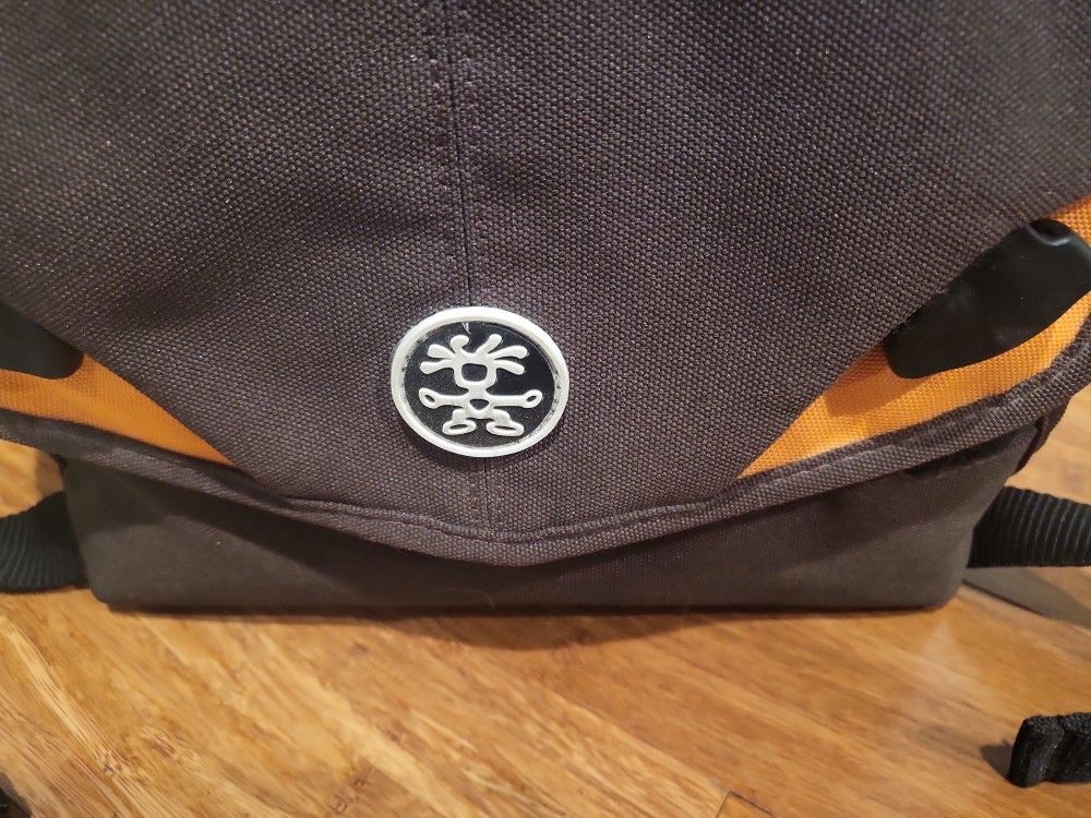 Crumpler Camera Bag, $5M Dollar Home, Nice Padded Elevated Experience Bag