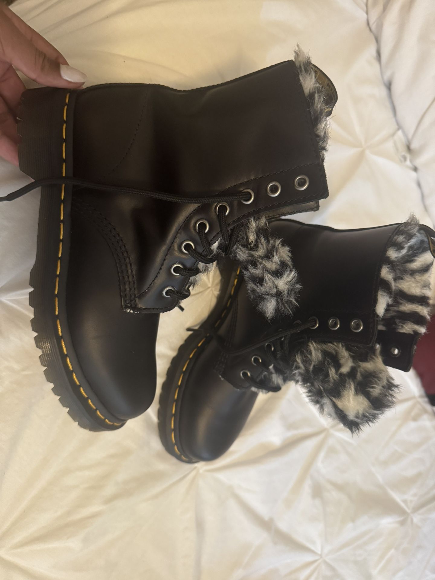 Boots Dr Martens