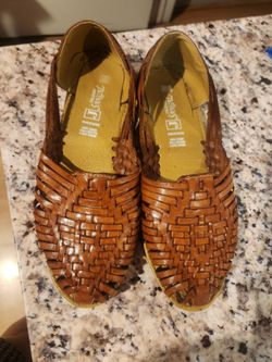 Huaraches de mujer mexicanos 25/26  numero mexicano. Used 9