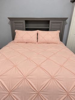 Bedroom set mattress included