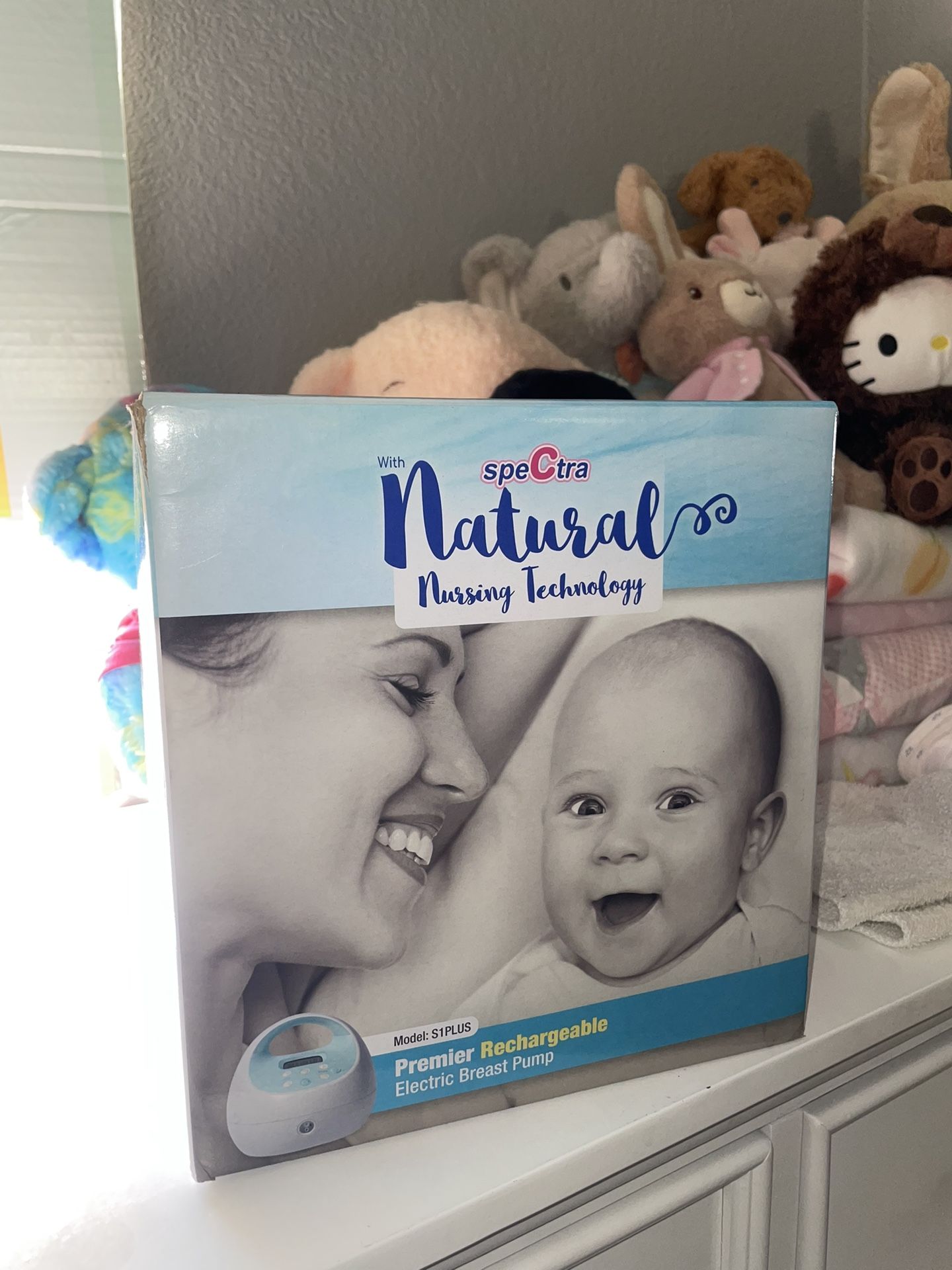 Breast Pump New With Brest Milk Bags