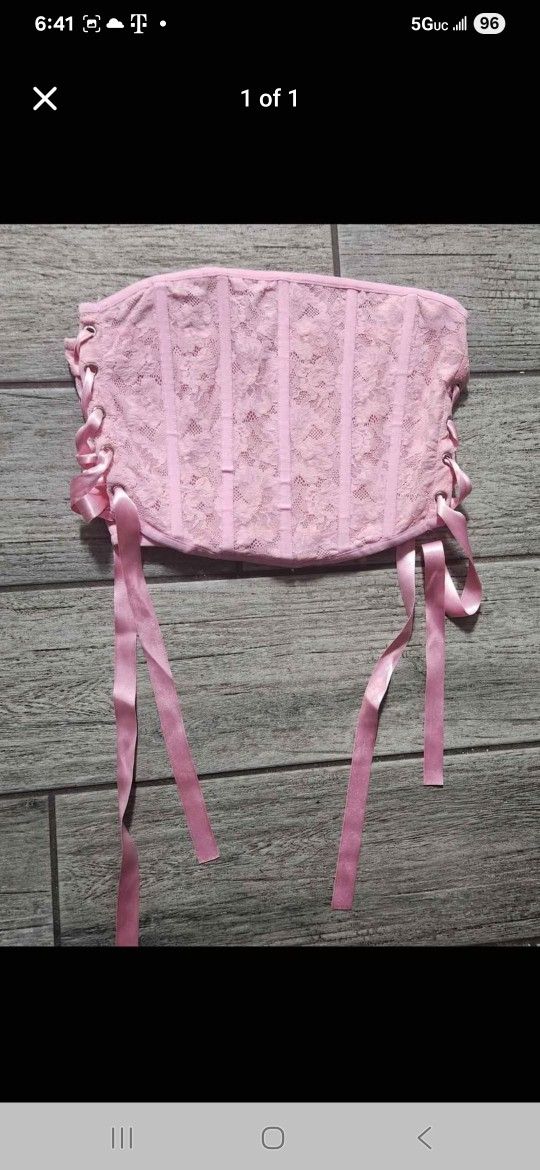 Sm/med Pink https://offerup.com/redirect/?o=Q3JvcC50b3A=