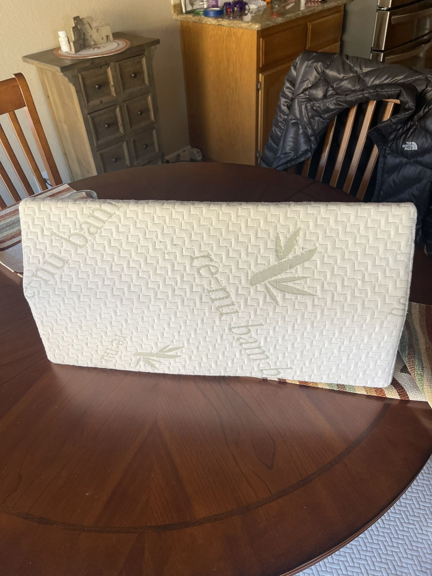 Comfy life Lumbar Pillow