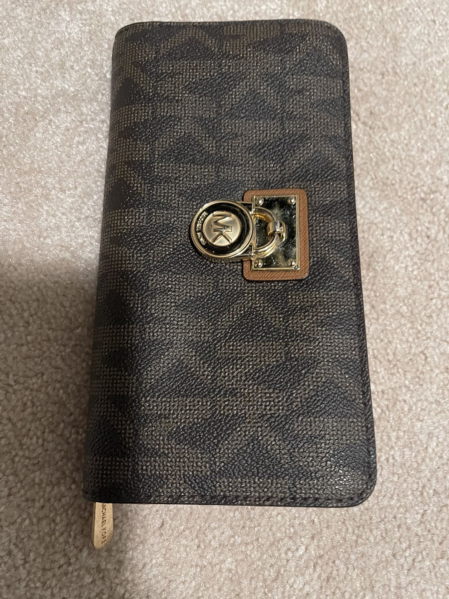 MK Wallets/wristlet 