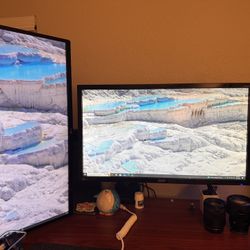Acer And Lg Monitor